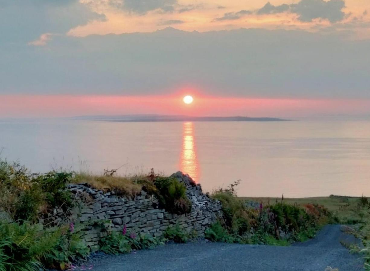 Blue Haven Lodge Doolin Esterno foto